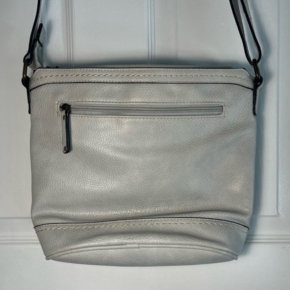 Concept White crossbody bag with gold hardware - Picture 7 of 10